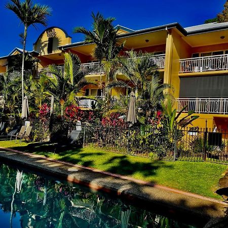The York Beachfront Holiday Apartments Yorkeys Knob Exteriér fotografie