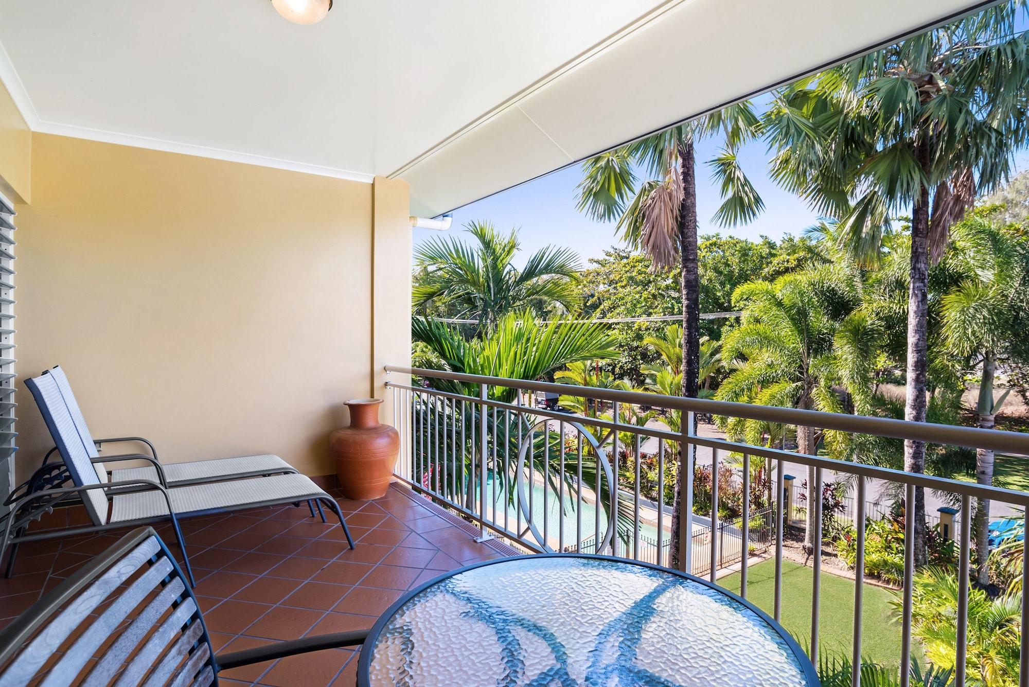 The York Beachfront Holiday Apartments Yorkeys Knob Exteriér fotografie