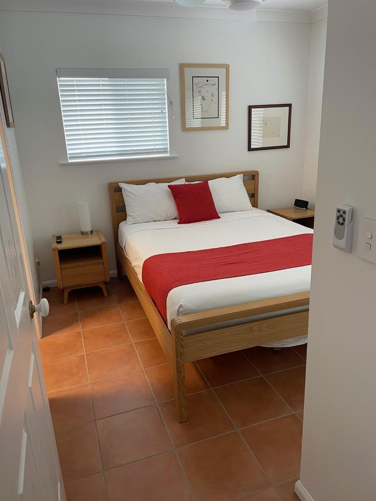 The York Beachfront Holiday Apartments Yorkeys Knob Exteriér fotografie