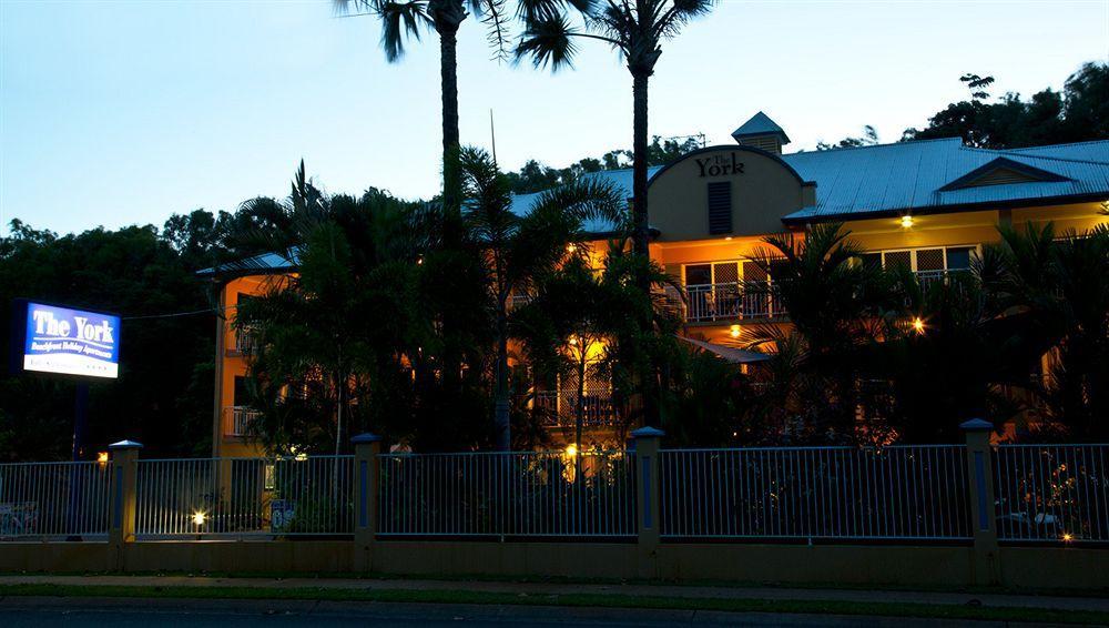 The York Beachfront Holiday Apartments Yorkeys Knob Exteriér fotografie