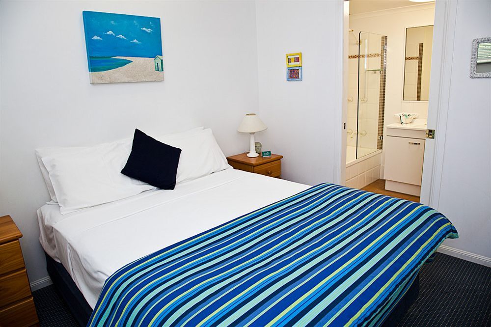 The York Beachfront Holiday Apartments Yorkeys Knob Exteriér fotografie